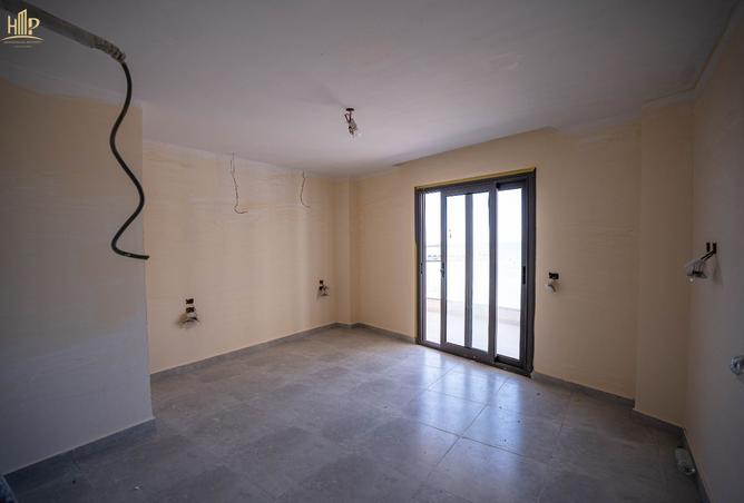 8272957 - صورة العقار 3