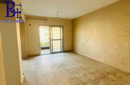 Apartment - 2 Bedrooms - 2 Bathrooms for sale in 1st District - Sheikh Zayed City - Giza