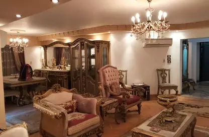 شقة - 3 غرف نوم - 3 حمامات للايجار في ميدان عمان - الدقي - الجيزة