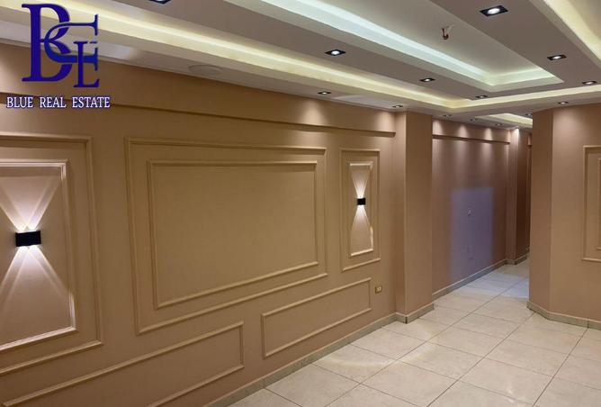 8215835 - Property Image 2