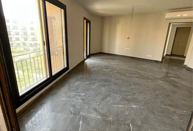 8382811 - Property Image 3