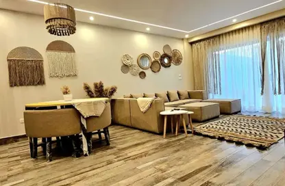 Apartment - 2 Bedrooms - 2 Bathrooms for rent in Lake View Residence - 5th Settlement Compounds - The 5th Settlement - New Cairo City - Cairo