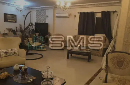 Apartment - 3 Bedrooms - 2 Bathrooms for rent in Area B - Ganoob El Acadimia - New Cairo City - Cairo