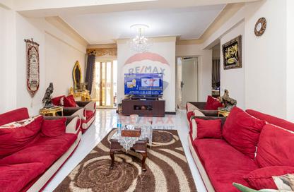 Apartment - 2 Bedrooms - 1 Bathroom for sale in Gamal Abdel Nasser Road - El Asafra Bahary - Asafra - Hay Than El Montazah - Alexandria