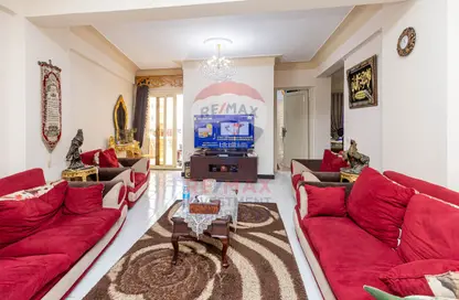 Apartment - 2 Bedrooms - 1 Bathroom for sale in Gamal Abdel Nasser Road - El Asafra Bahary - Asafra - Hay Than El Montazah - Alexandria