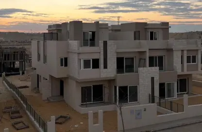 Townhouse - 4 Bedrooms - 5 Bathrooms for sale in Tawny Hyde Park - 6 October Compounds - 6 October City - Giza