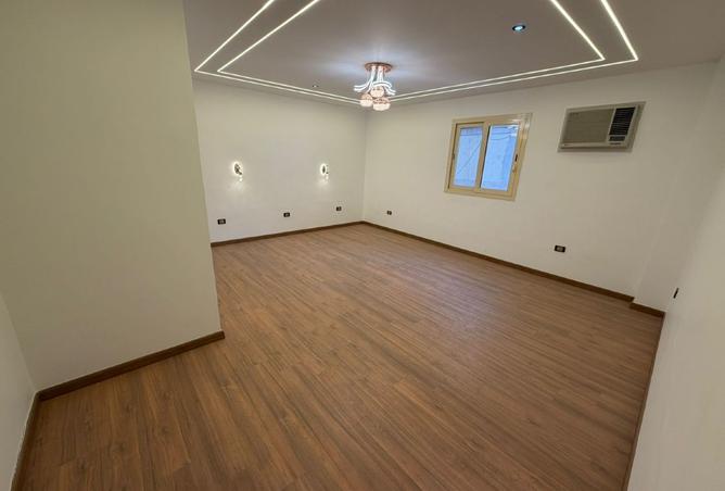 8526989 - Property Image 3