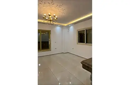 Apartment - 3 Bedrooms - 2 Bathrooms for rent in Touristic 1 - Northern Expansions - 6 October City - Giza