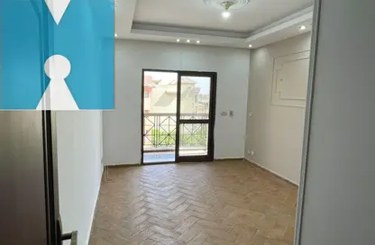 Apartment - 3 Bedrooms - 3 Bathrooms for sale in Hay El Ashgar - Al Wahat Road - 6 October City - Giza