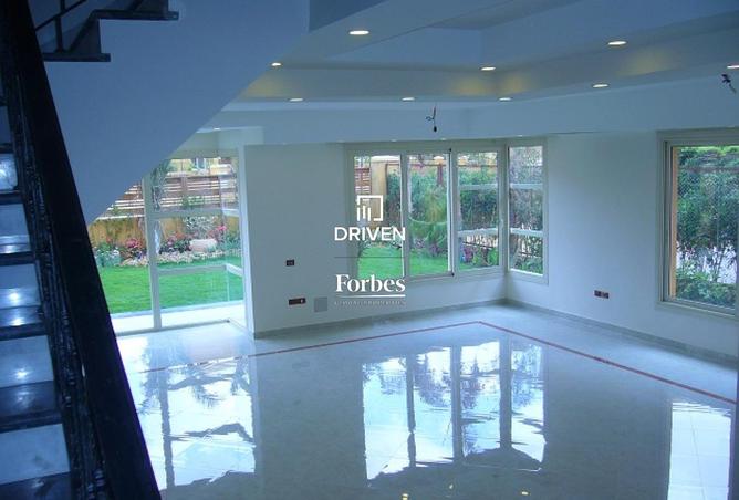 8304042 - Property Image 2