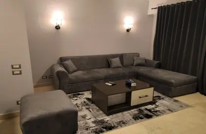 Apartment - Studio - 1 Bathroom for rent in Palm Hills Village Gate - South Investors Area - New Cairo City - Cairo