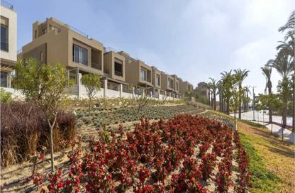 Townhouse - 3 Bedrooms - 4 Bathrooms for sale in Palm Hills New Cairo - 5th Settlement Compounds - The 5th Settlement - New Cairo City - Cairo