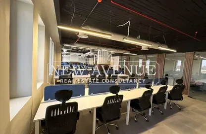 Office Space - Studio - 6 Bathrooms for rent in Rock Gold Mall - 5th Settlement Compounds - The 5th Settlement - New Cairo City - Cairo