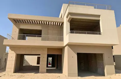 فيلا - 4 غرف نوم - 5 حمامات للبيع في ذا كراون - طريق مصر اسكندرية الصحراوي - مدينة 6 أكتوبر - الجيزة