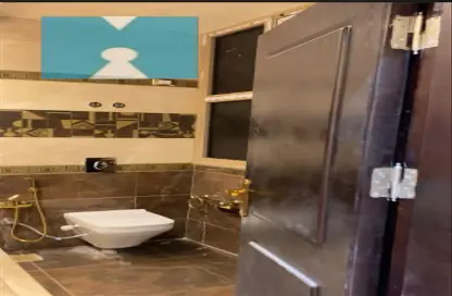 شقة - 2 غرف نوم - 2 حمامات للبيع في حدائق المهندسين - الحي الرابع - الشيخ زايد - الجيزة