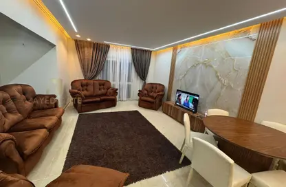 شقة - 3 غرف نوم - 2 حمامات للايجار في مدينة الخمائل - كمبوندات الشيخ زايد - الشيخ زايد - الجيزة