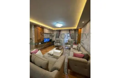 شقة - 3 غرف نوم - 3 حمامات للايجار في شارع عبد المنعم رياض - المهندسين - الجيزة