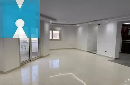 شقة - 3 غرف نوم - 2 حمامات للبيع في طيبة جاردنز - التوسعات الشمالية - مدينة 6 أكتوبر - الجيزة