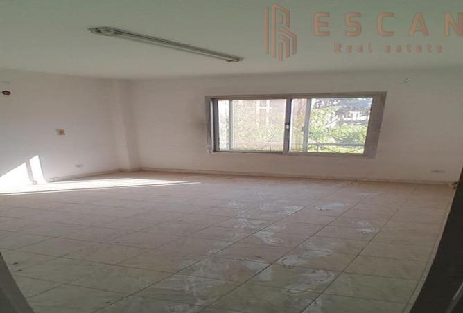 8271241 - Property Image 3