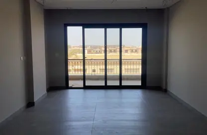 Apartment - 3 Bedrooms - 3 Bathrooms for sale in Village West - Sheikh Zayed Compounds - Sheikh Zayed City - Giza