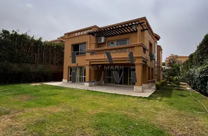 Villa - 6 Bedrooms - 7 Bathrooms for rent in Bellagio - Ext North Inves Area - New Cairo City - Cairo