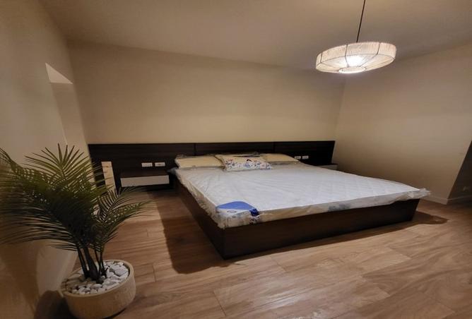 8060761 - Property Image 2