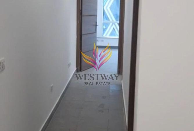 8133880 - Property Main Image