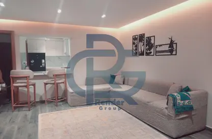 شقة - 2 غرف نوم - 2 حمامات للايجار في قطامية جاردنز - كمبوندات القطامية - القطامية - مدينة القاهرة الجديدة - القاهرة