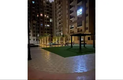 Apartment - 3 Bedrooms - 3 Bathrooms for sale in Capital East - Nasr City Compounds - Nasr City - Cairo