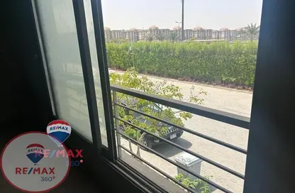 Apartment - 3 Bedrooms - 2 Bathrooms for sale in Taj City - 5th Settlement Compounds - The 5th Settlement - New Cairo City - Cairo