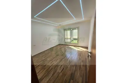 Apartment - 3 Bedrooms - 2 Bathrooms for sale in Al Khamayel city - Sheikh Zayed Compounds - Sheikh Zayed City - Giza