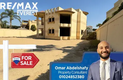 Villa - 4 Bedrooms - 4 Bathrooms for sale in Royal City - Sheikh Zayed Compounds - Sheikh Zayed City - Giza