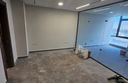 Office Space - Studio - 3 Bathrooms for rent in Sarayat Al Maadi - Hay El Maadi - Cairo