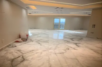 مساحات مكتبية - استوديو - 2 حمامات للايجار في شارع الثوره - الكوربة - مصر الجديدة - القاهرة