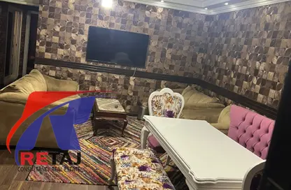 Apartment - 2 Bedrooms - 1 Bathroom for rent in Abd Al Aziz Essa St. - 10th Zone - Nasr City - Cairo
