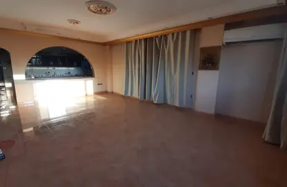 شقة - 3 غرف نوم - 2 حمامات للايجار في غرب سوميد - مدينة 6 أكتوبر - الجيزة