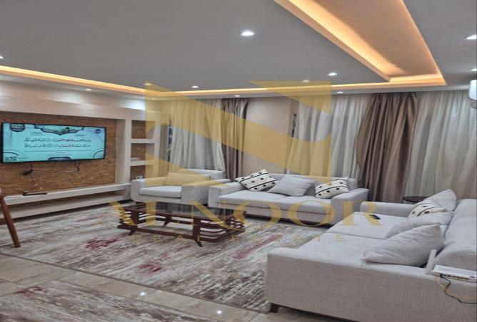 8060918 - Property Image 2