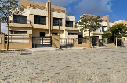 Twin House - 4 Bedrooms - 4 Bathrooms for sale in Alma - 2nd District - Sheikh Zayed City - Giza