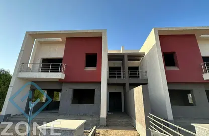 Townhouse - 3 Bedrooms - 4 Bathrooms for sale in Madinaty - Cairo