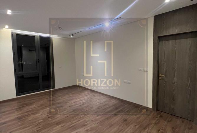 8243940 - Property Main Image