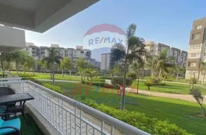 Apartment - 2 Bedrooms - 2 Bathrooms for sale in Continental Gardens - 12th District - Sheikh Zayed City - Giza