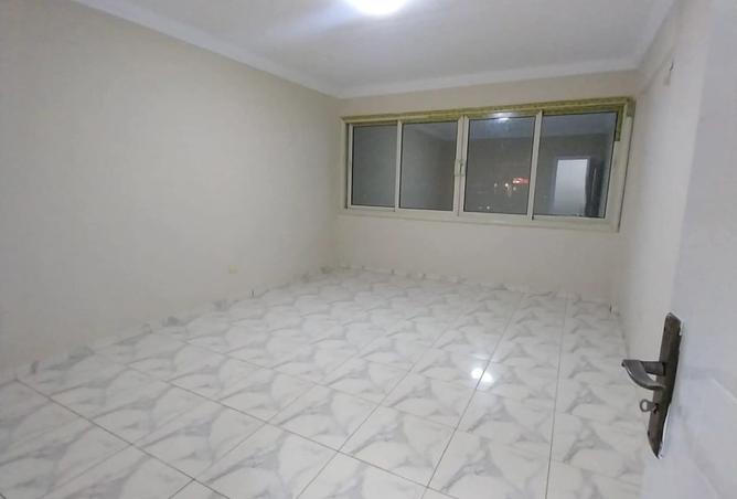 8212066 - Property Image 2