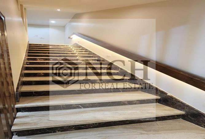 8036214 - Property Image 2