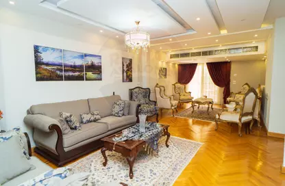 Apartment - 3 Bedrooms - 2 Bathrooms for sale in Smouha - Hay Sharq - Alexandria