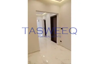 Apartment - 3 Bedrooms - 3 Bathrooms for rent in One 16 - Sheikh Zayed Compounds - Sheikh Zayed City - Giza