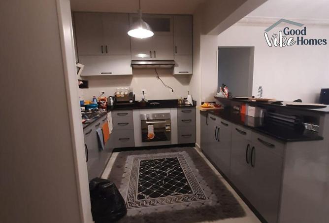 8180585 - Property Image 3