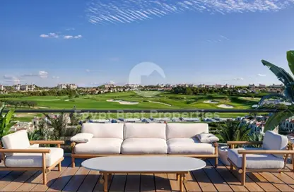 Apartment - 2 Bedrooms - 2 Bathrooms for sale in Swan Lake Residence - 5th Settlement Compounds - The 5th Settlement - New Cairo City - Cairo