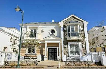 Villa - 5 Bedrooms - 5 Bathrooms for sale in Mountain View 1.1 - 5th Settlement Compounds - The 5th Settlement - New Cairo City - Cairo