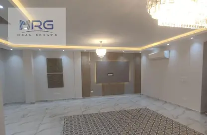 Duplex - 3 Bedrooms - 3 Bathrooms for sale in Degla View - Zahraa El Maadi - Hay El Maadi - Cairo