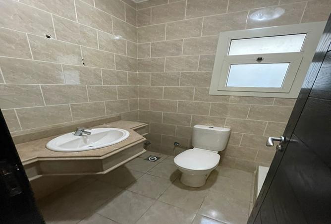 8442869 - Property Image 3